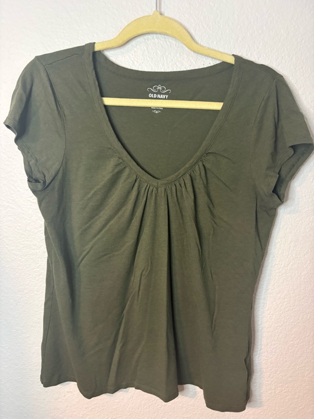 Old Navy Olive Green V-Neck Short Sleeve Tee